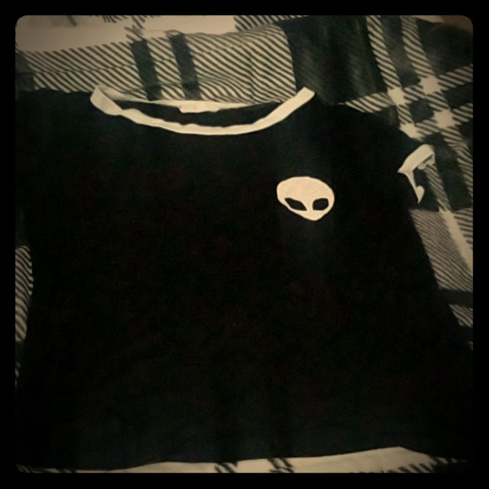 Alien shirt
